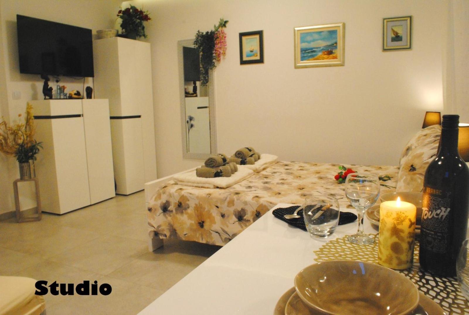 Sunshower Apartment And Studio Split Zewnętrze zdjęcie