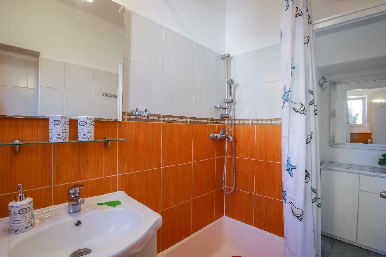 Sunshower Apartment And Studio Split Zewnętrze zdjęcie